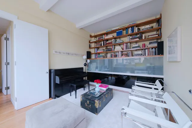 $3,350,000 | 225 East 79th Street, Unit PHA | Upper East Side