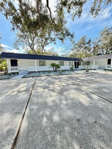 $1,800 | 1156 Orange Avenue, Unit C, Dunedin, FL 34698