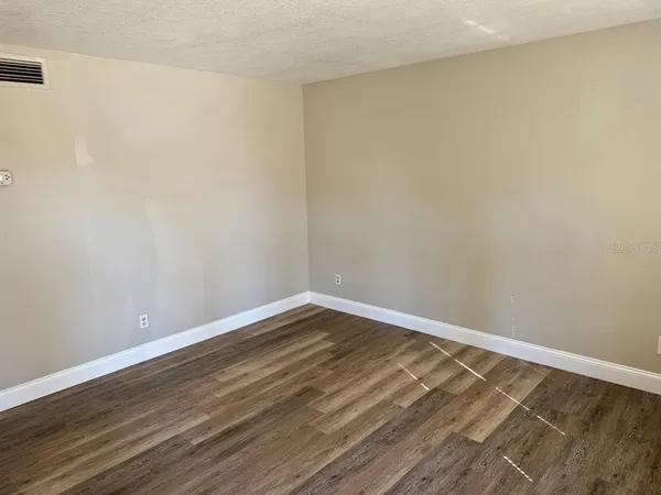 $1,300 | 3906 East Bird Street, Unit B, Tampa, FL 33604