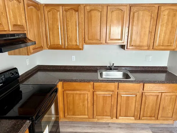 $1,300 | 3906 East Bird Street, Unit B, Tampa, FL 33604