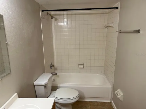 $1,300 | 3906 East Bird Street, Unit B, Tampa, FL 33604