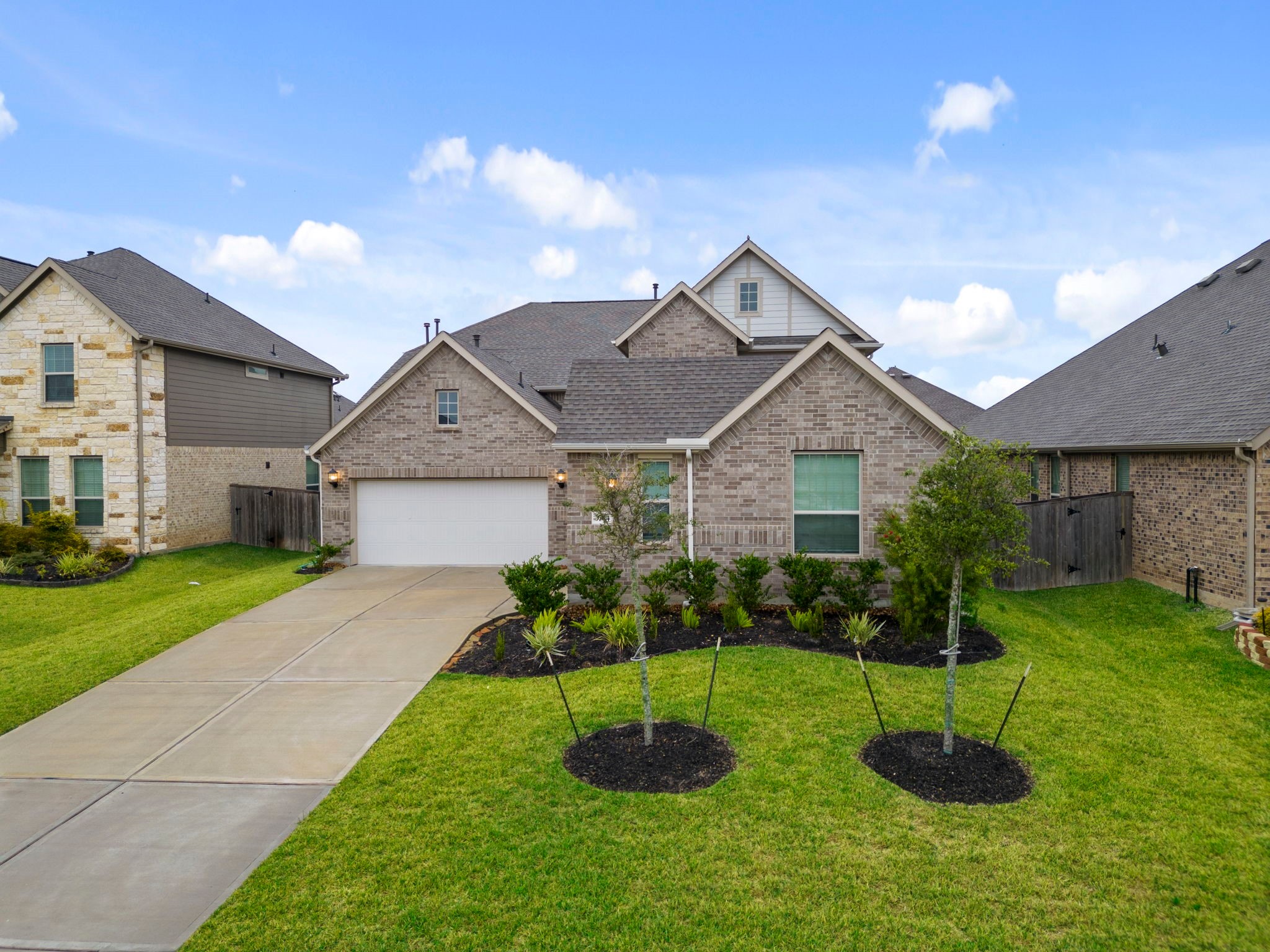 3704 Field Coast Lane Rosenberg, TX 77469 - Photo 2 of 49 Front exterior with great curb appeal