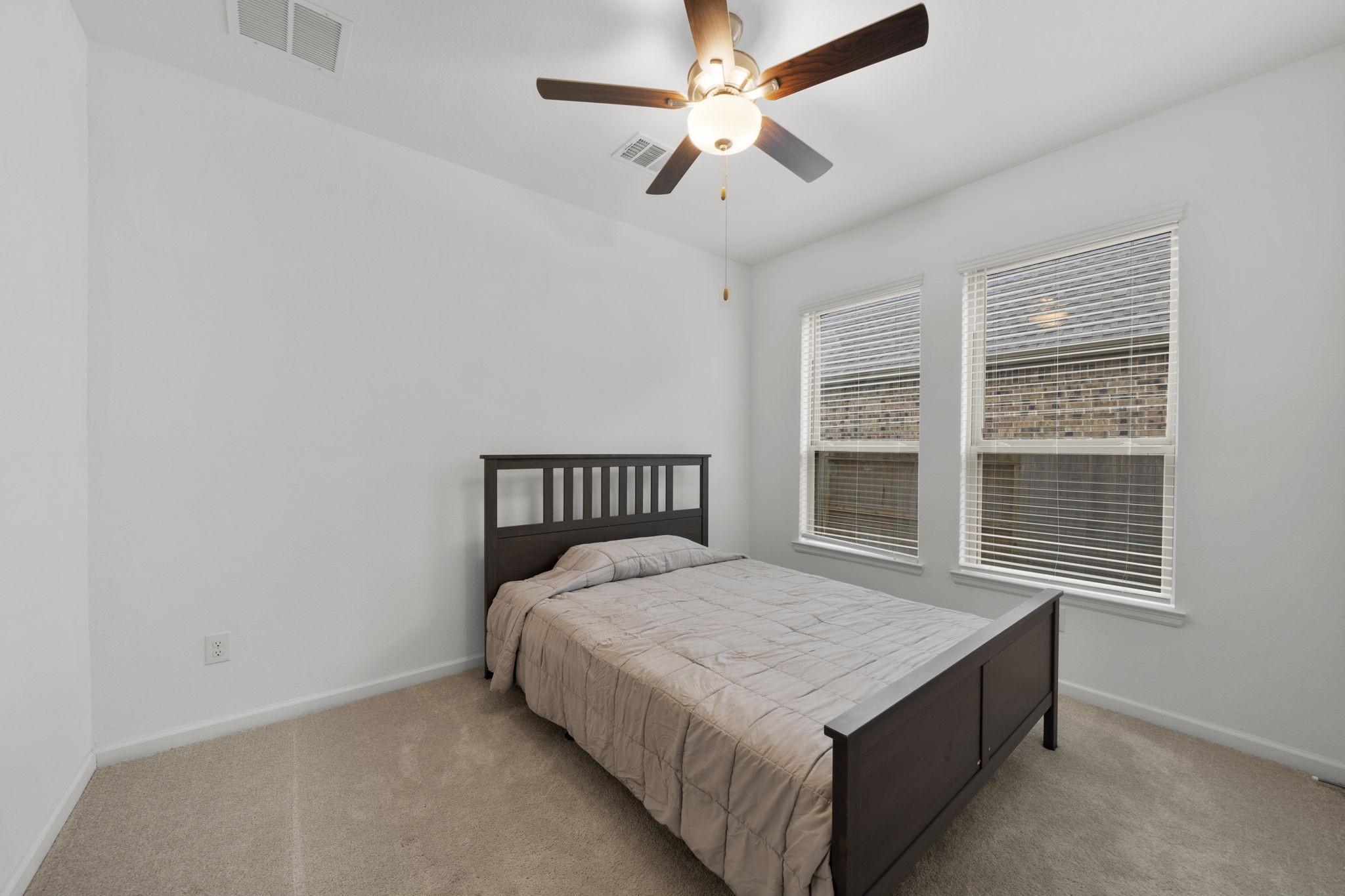 3704 Field Coast Lane Rosenberg, TX 77469 - Photo 32 of 49 Secondary bathroom downstairs