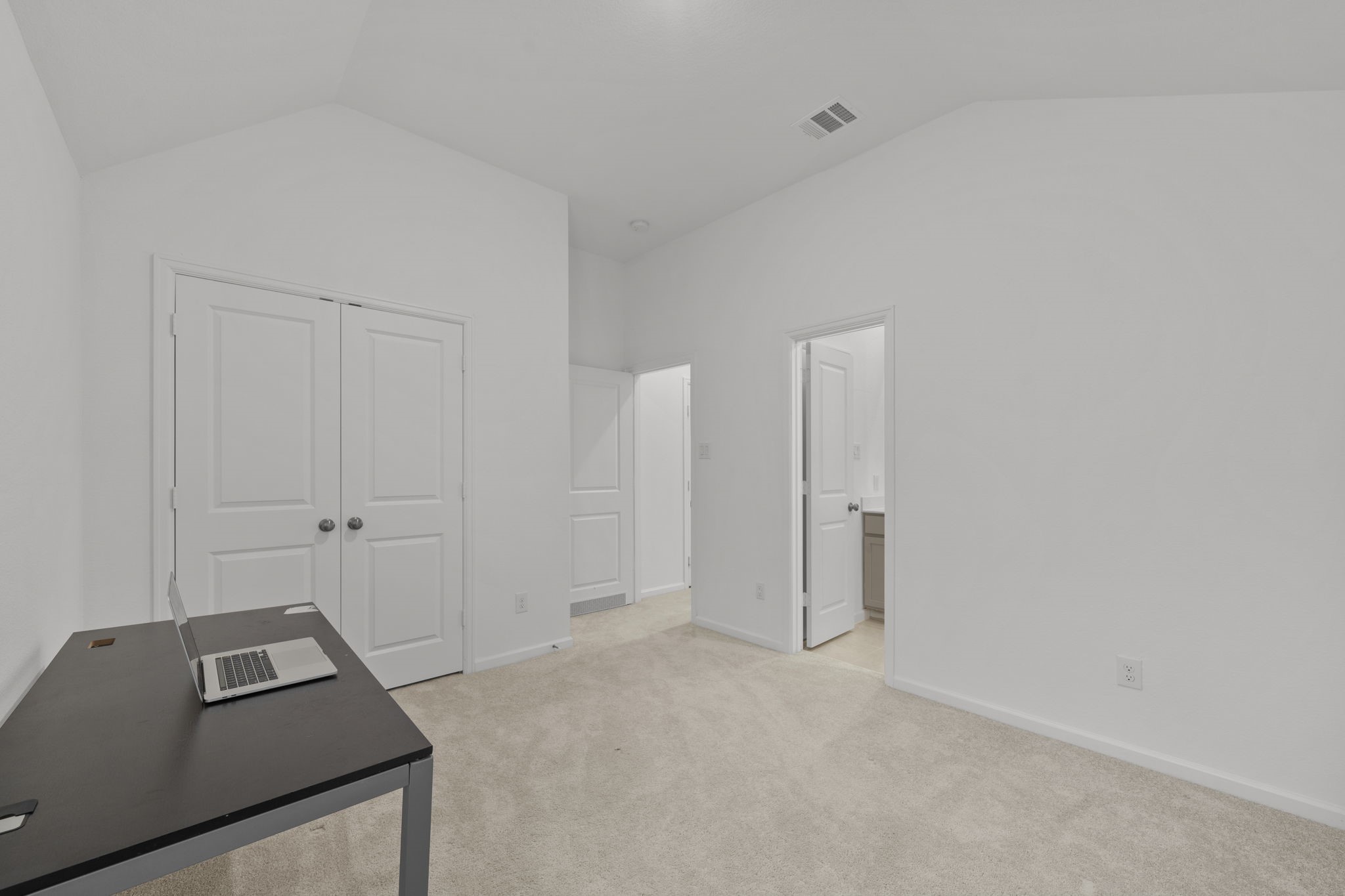 3704 Field Coast Lane Rosenberg, TX 77469 - Photo 42 of 49 5th Bedroom Upstairs