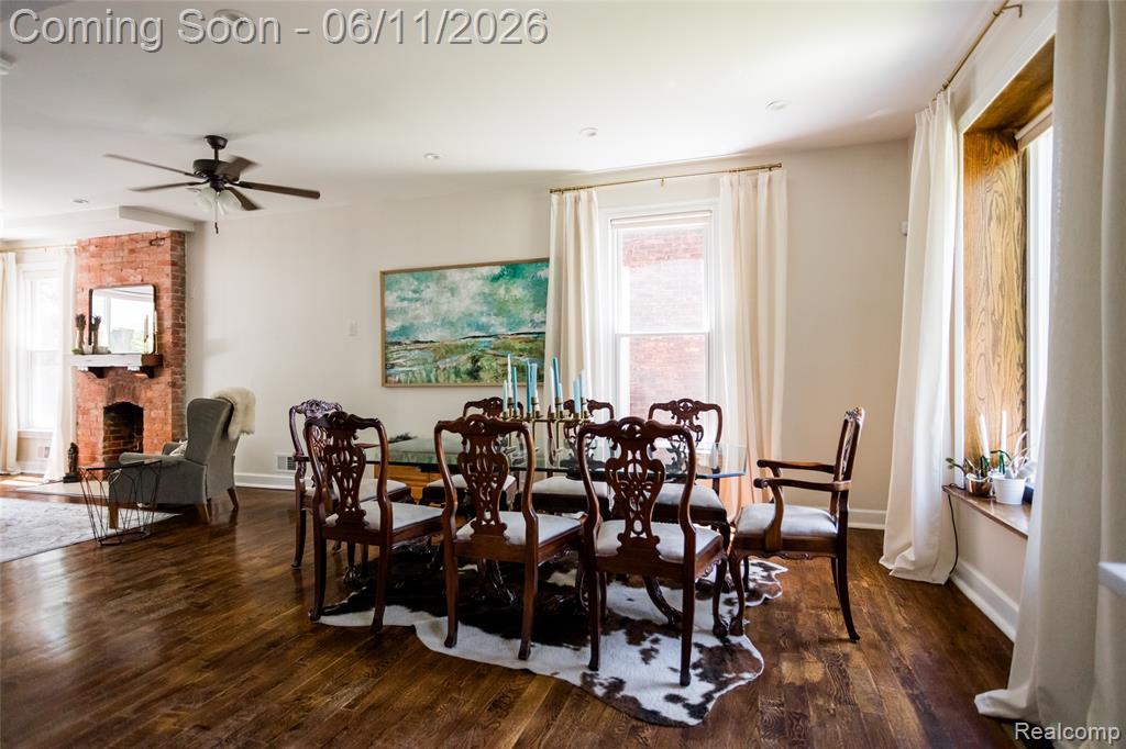 227 Melbourne Street Detroit, MI 48202 - Photo 9 of 50