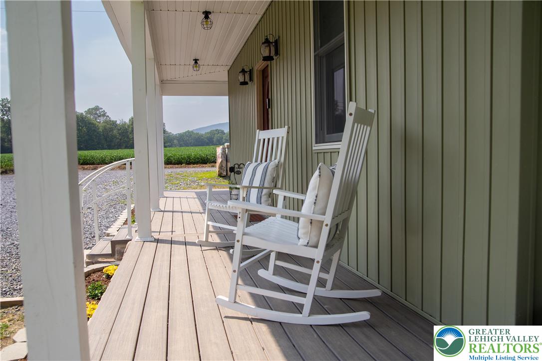 4308 Mountain Road Slatington, PA 18080 - Photo 1 of 46 Gallery Image 1