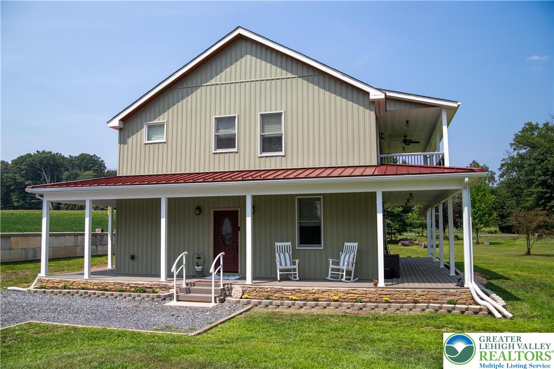 4308 Mountain Road Slatington, PA 18080 - Photo 2 of 46 Gallery Image 2