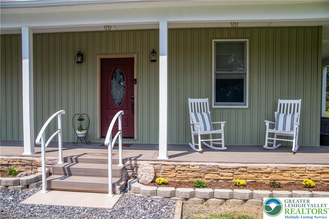 4308 Mountain Road Slatington, PA 18080 - Photo 5 of 46 Gallery Image 5