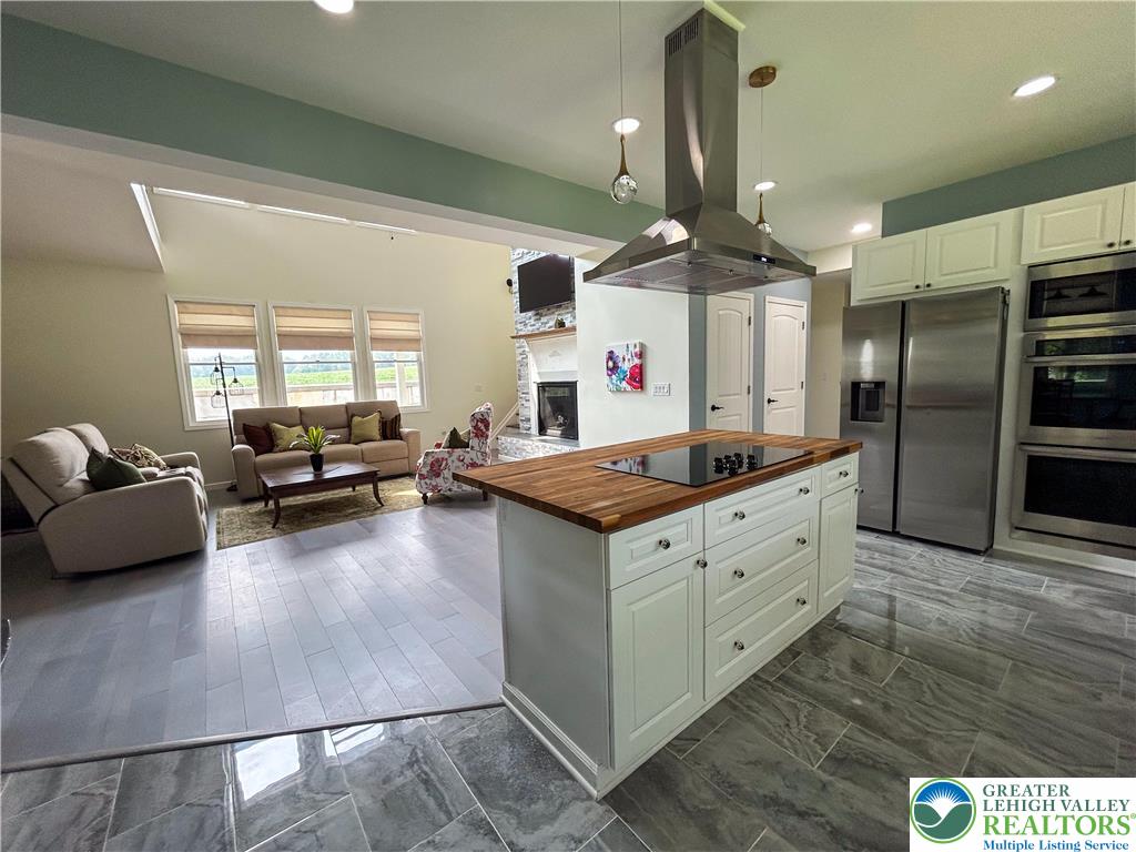 4308 Mountain Road Slatington, PA 18080 - Photo 10 of 46 Gallery Image 10