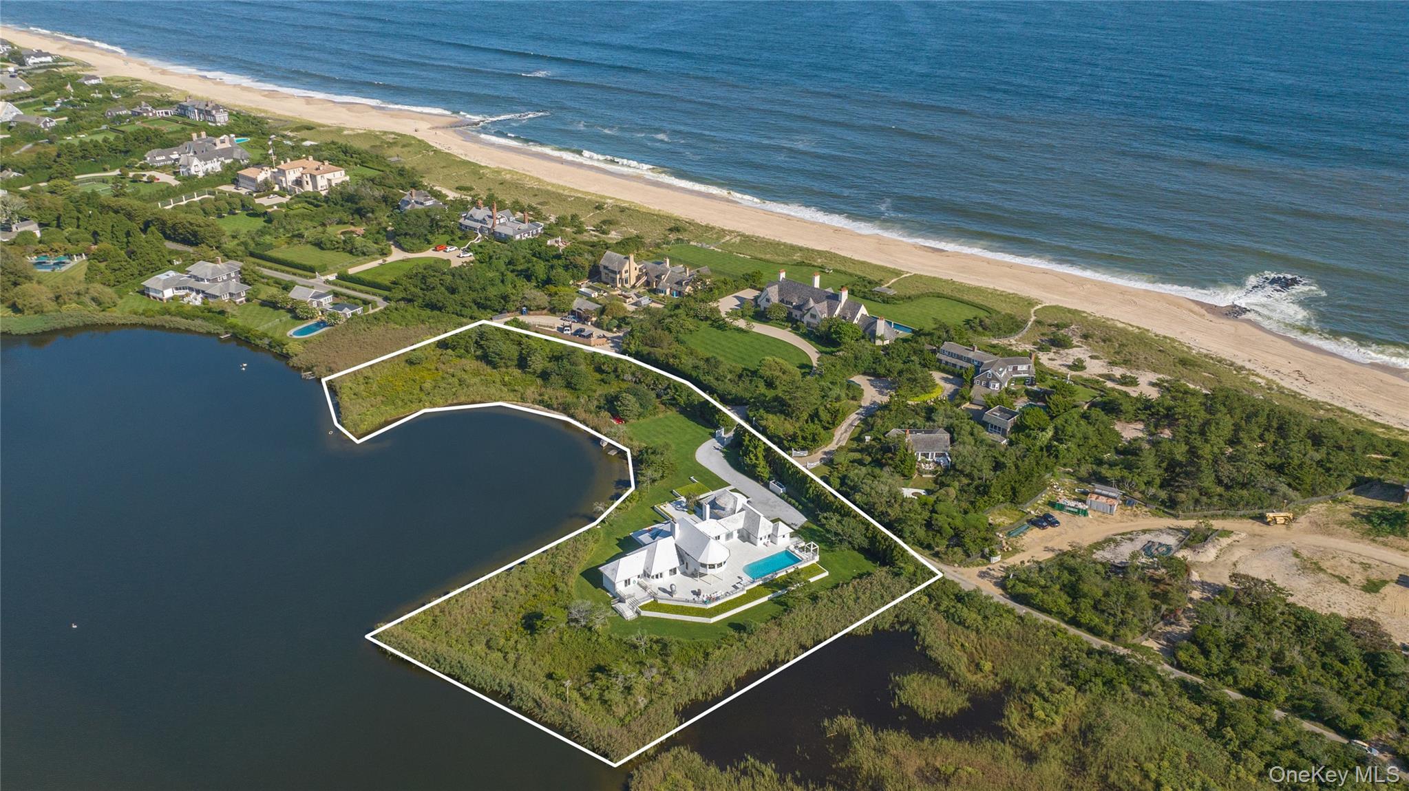 64 West End Road East Hampton, NY 11937 - Photo 4 of 33