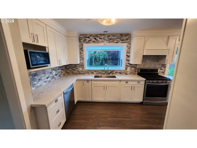 $749,900 | 606 Northwest 78th Street, Vancouver, WA 98665