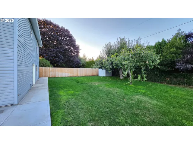 $749,900 | 606 Northwest 78th Street, Vancouver, WA 98665