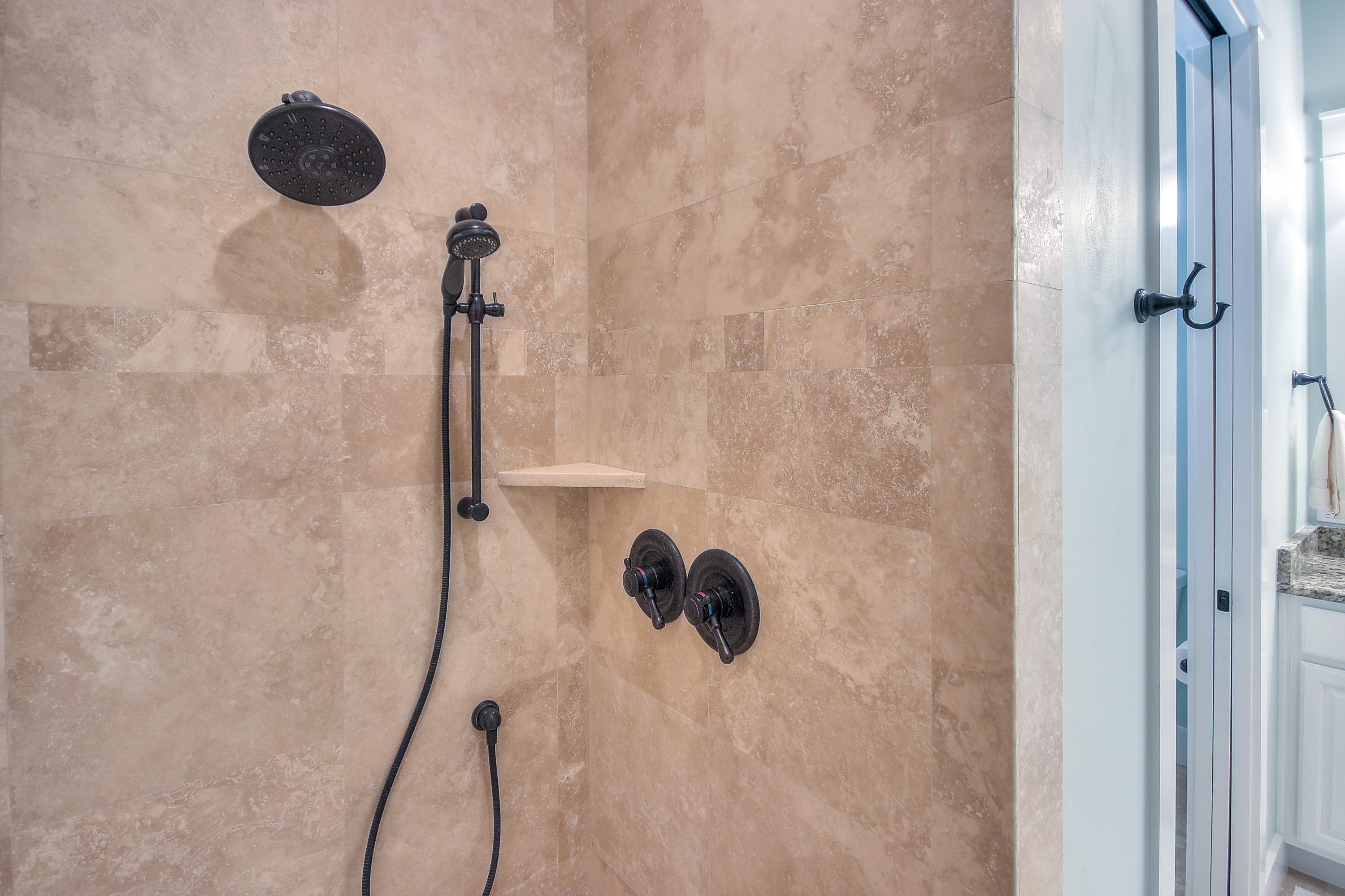 199 Sextant Lane Santa Rosa Beach, FL 32459 - Photo 24 of 39 Main level master bathroom