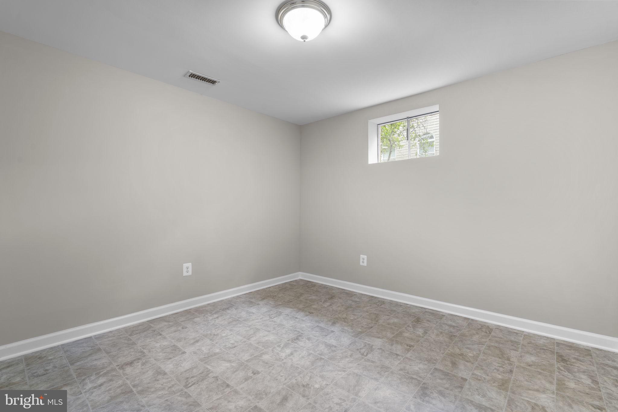 1585 Kimblewick Road Potomac, MD 20854 - Photo 53 of 60