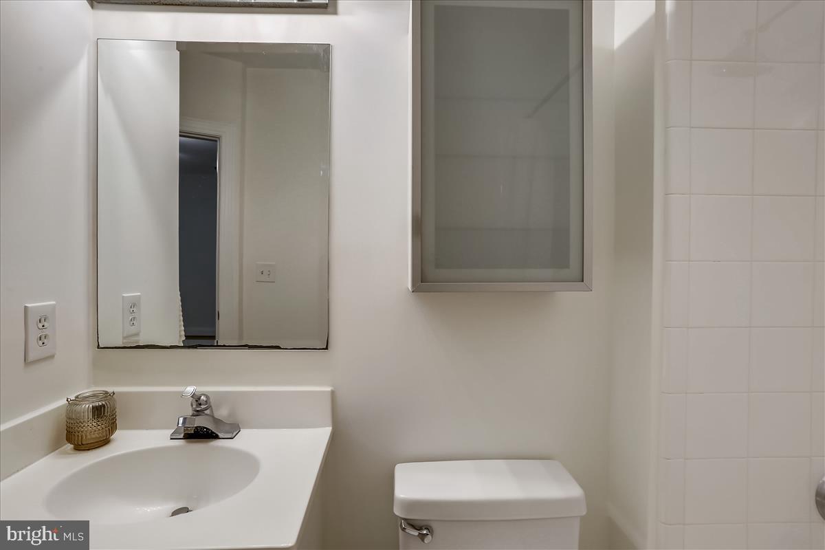 1229 12th Street Northwest, Unit B1 Washington, DC 20005 - Photo 26 of 43 Bathroom 2