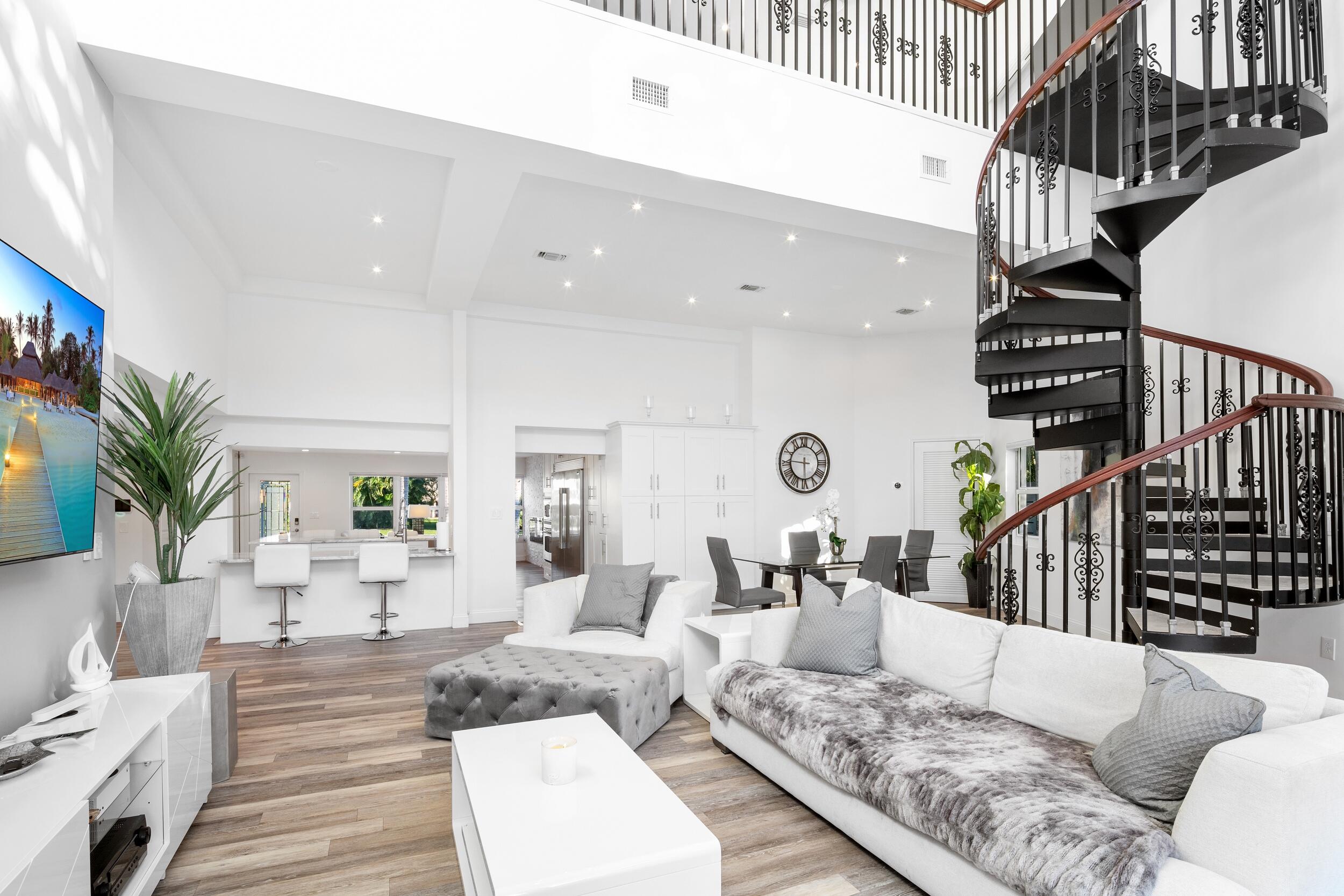 5533 Rico Drive Boca Raton, FL 33487 - Photo 15 of 27 Living Area 3 TV