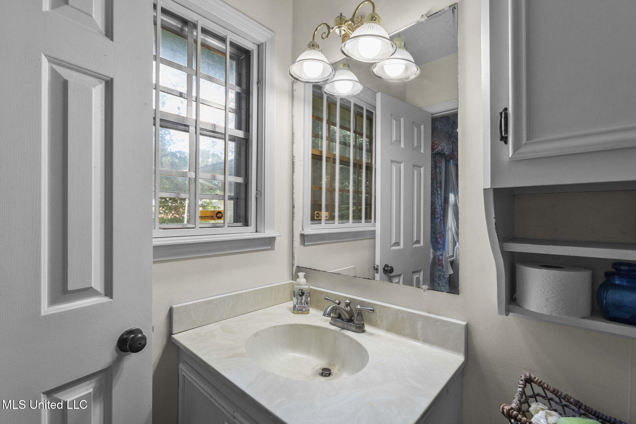 220 Beechcrest Drive Jackson, MS 39211 - Photo 25 of 37 27-web-or-mls-220 Beechcrest-27