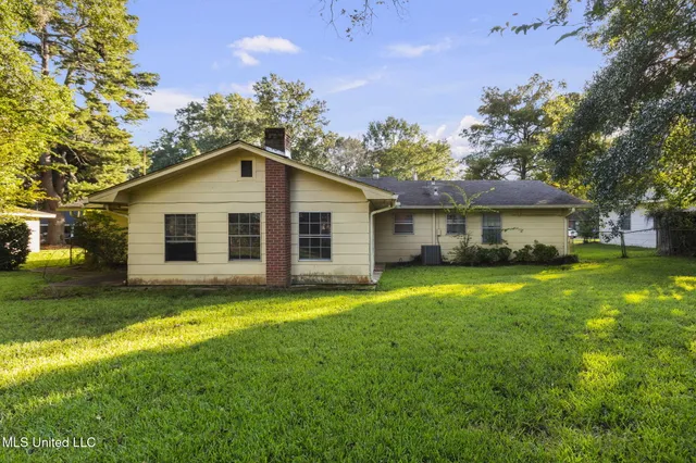 $149,500 | 220 Beechcrest Drive, Jackson, MS 39211