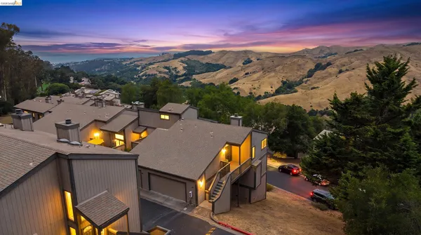 $669,000 | 201 Vista Heights Road, El Cerrito, CA 94530