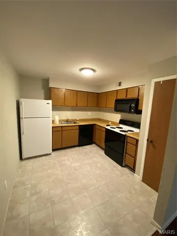 $1,245 | 12842 Portulaca Drive, Unit K, St. Louis, MO 63146