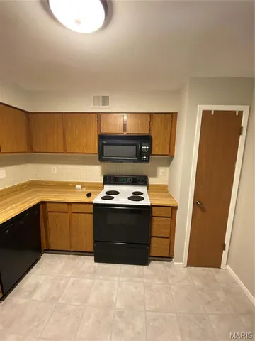 $1,245 | 12842 Portulaca Drive, Unit K, St. Louis, MO 63146