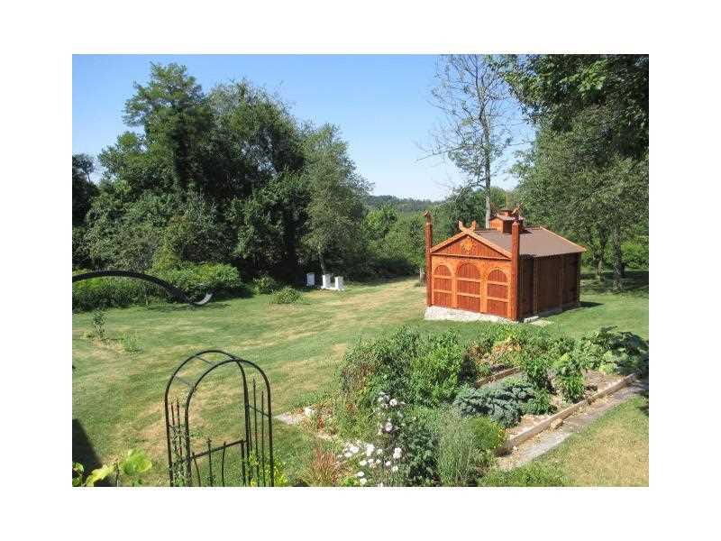 Yard/Garden. 