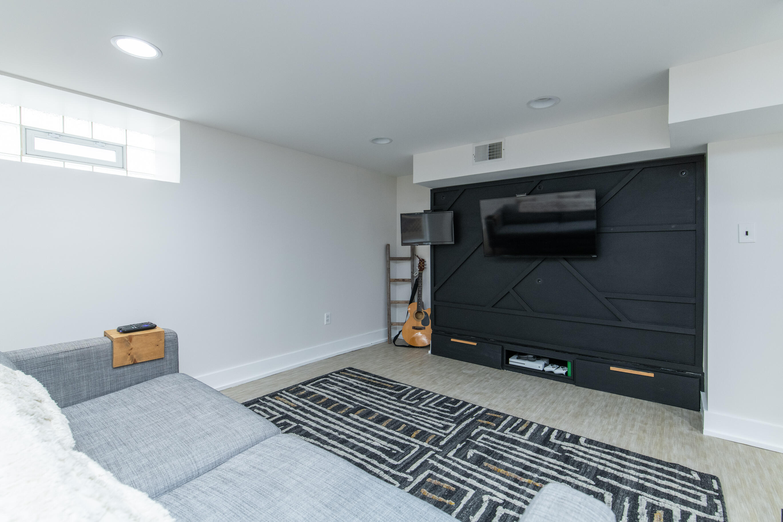 1414 Cochran Road Lexington, KY 40502 - Photo 43 of 48 .