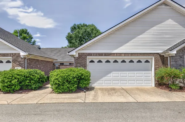 $324,900 | 816 Lock 4 Road, Unit 103, Gallatin, TN 37066