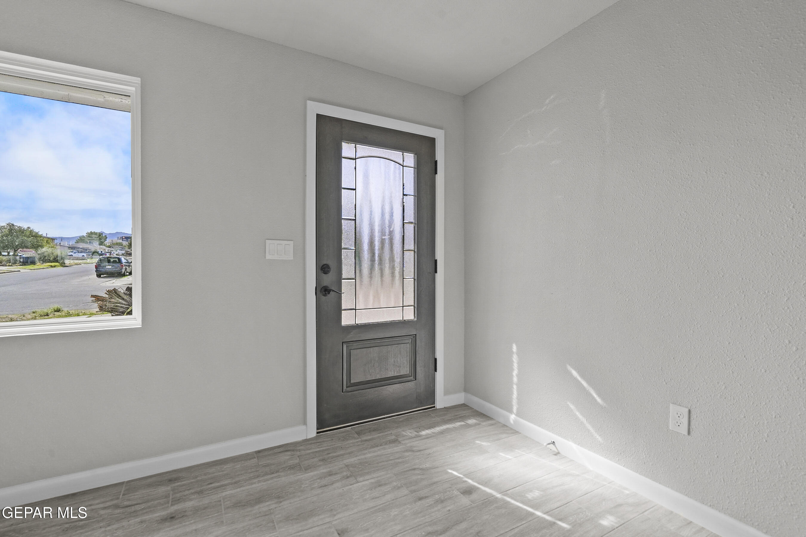 1014 Marlow Road El Paso, TX 79905 - Photo 2 of 26 JOL08839