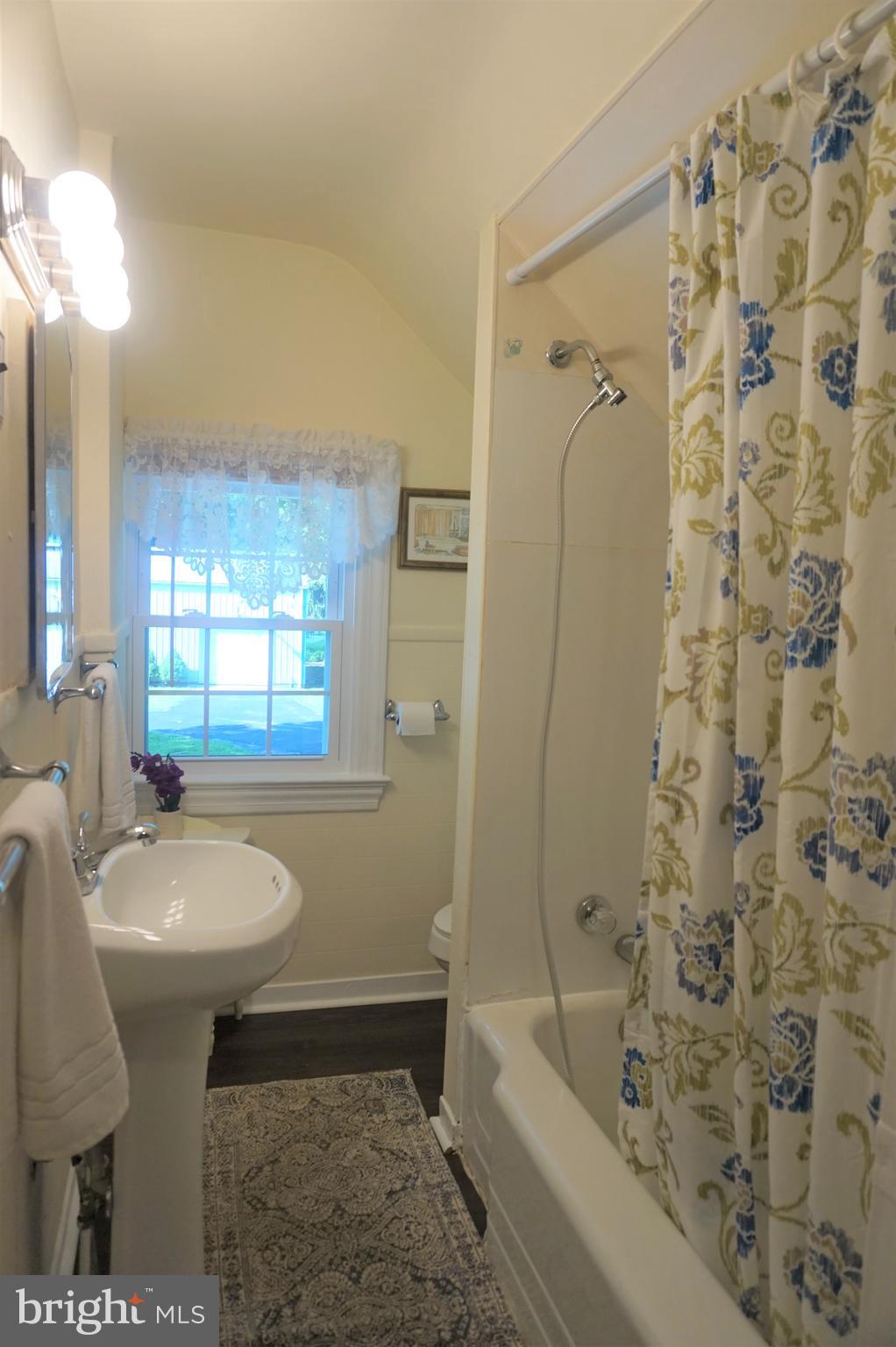 9907 Middleford Road Seaford, DE 19973 - Photo 36 of 58 Second floor full bathroom
