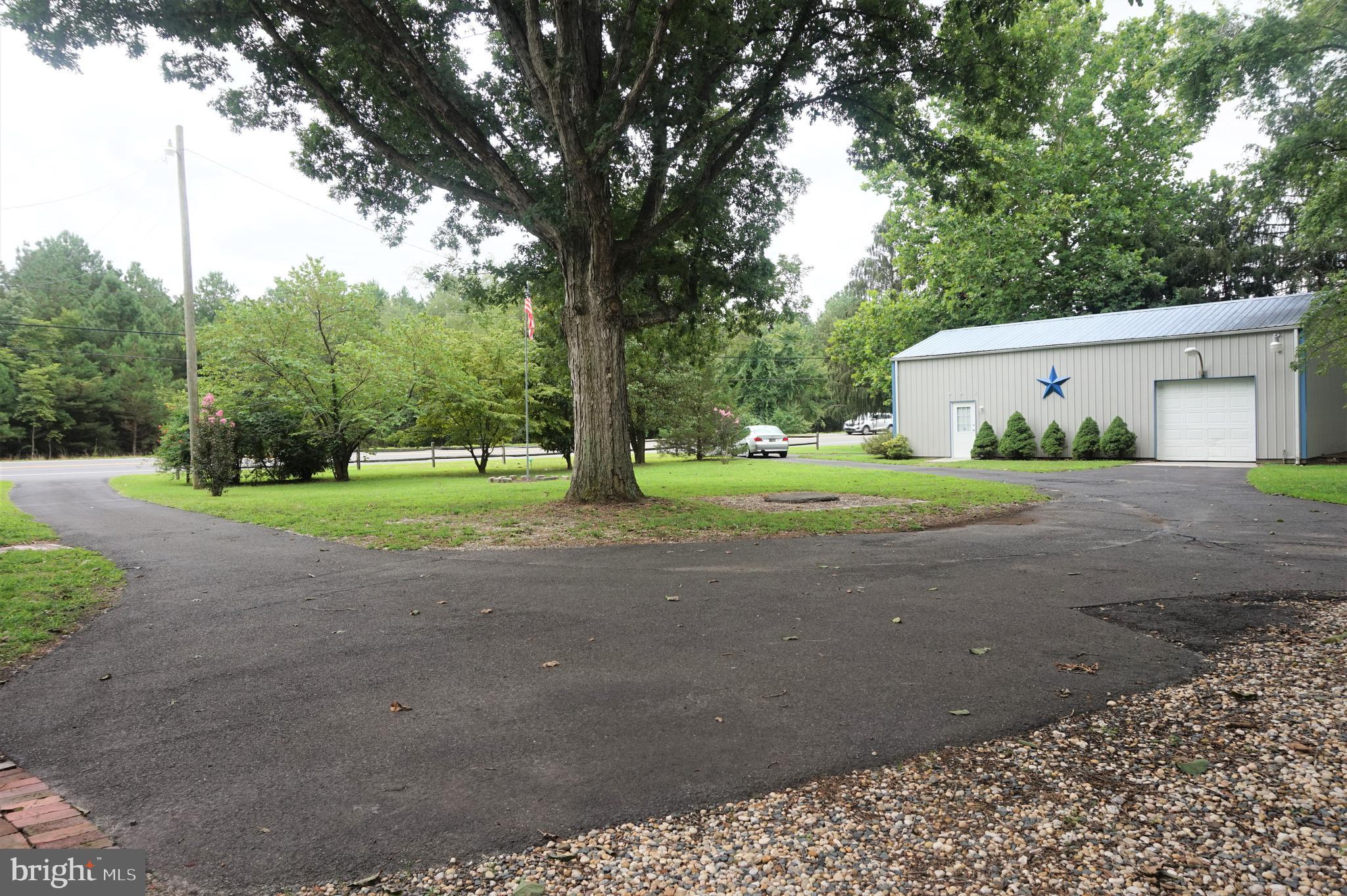 9907 Middleford Road Seaford, DE 19973 - Photo 52 of 58 Circular driveway