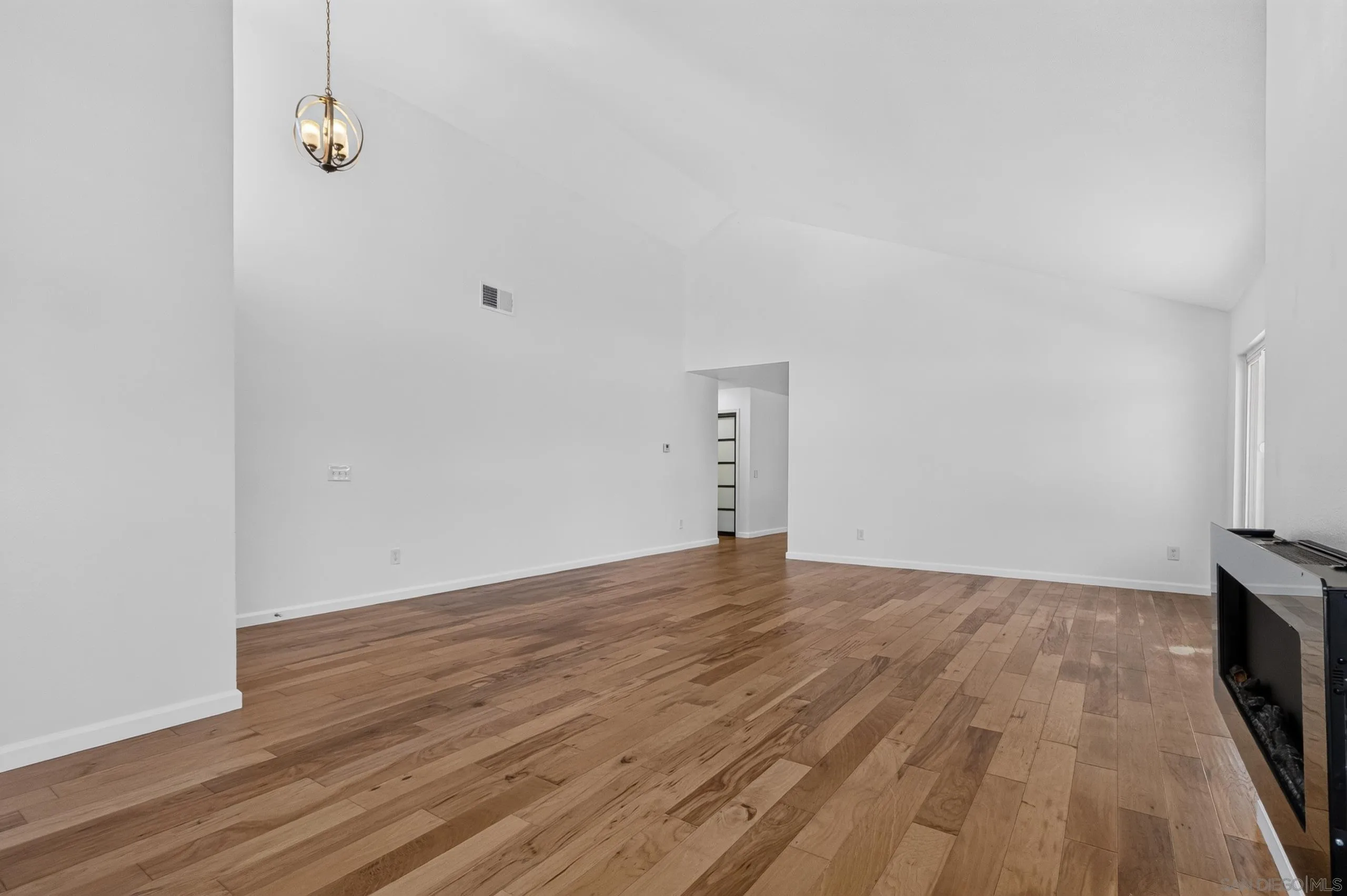 1503 Tucker Lane Encinitas, CA 92024 - Photo 12 of 50