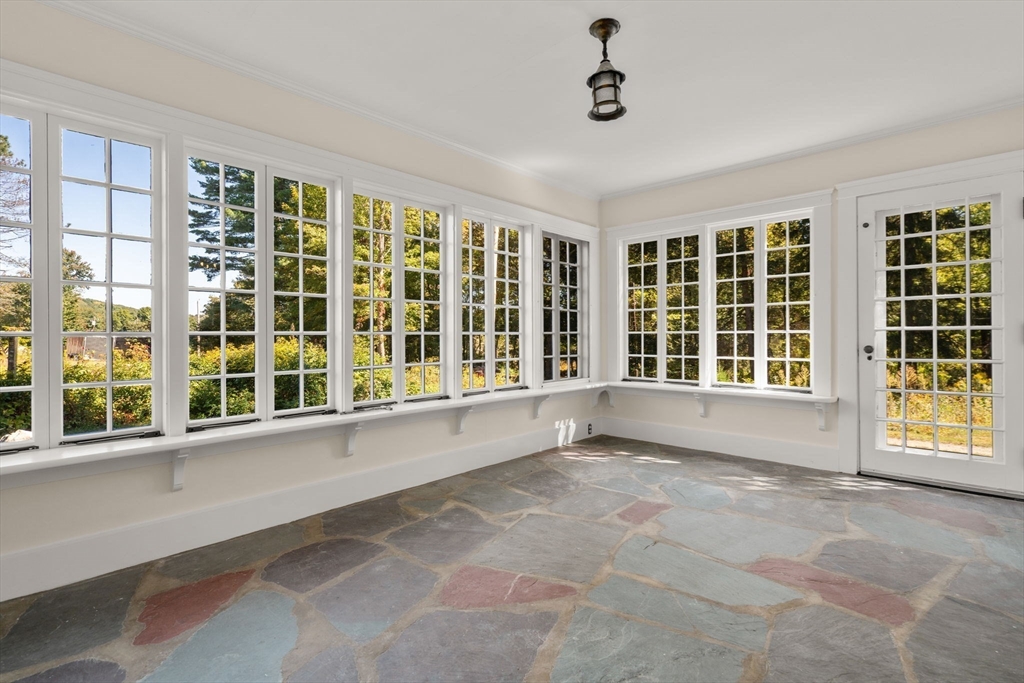 1011 Edmands Road Framingham, MA 01701 - Photo 18 of 36 a view of an empty room with a window