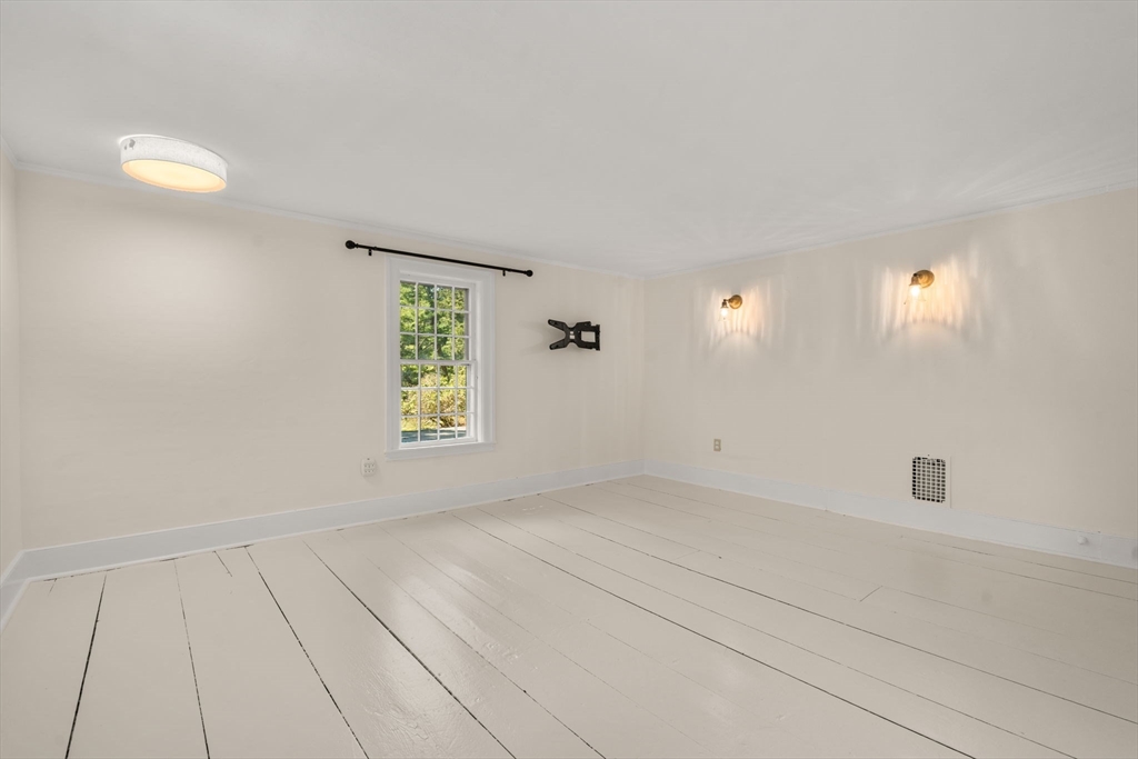 1011 Edmands Road Framingham, MA 01701 - Photo 28 of 36 an empty room with windows