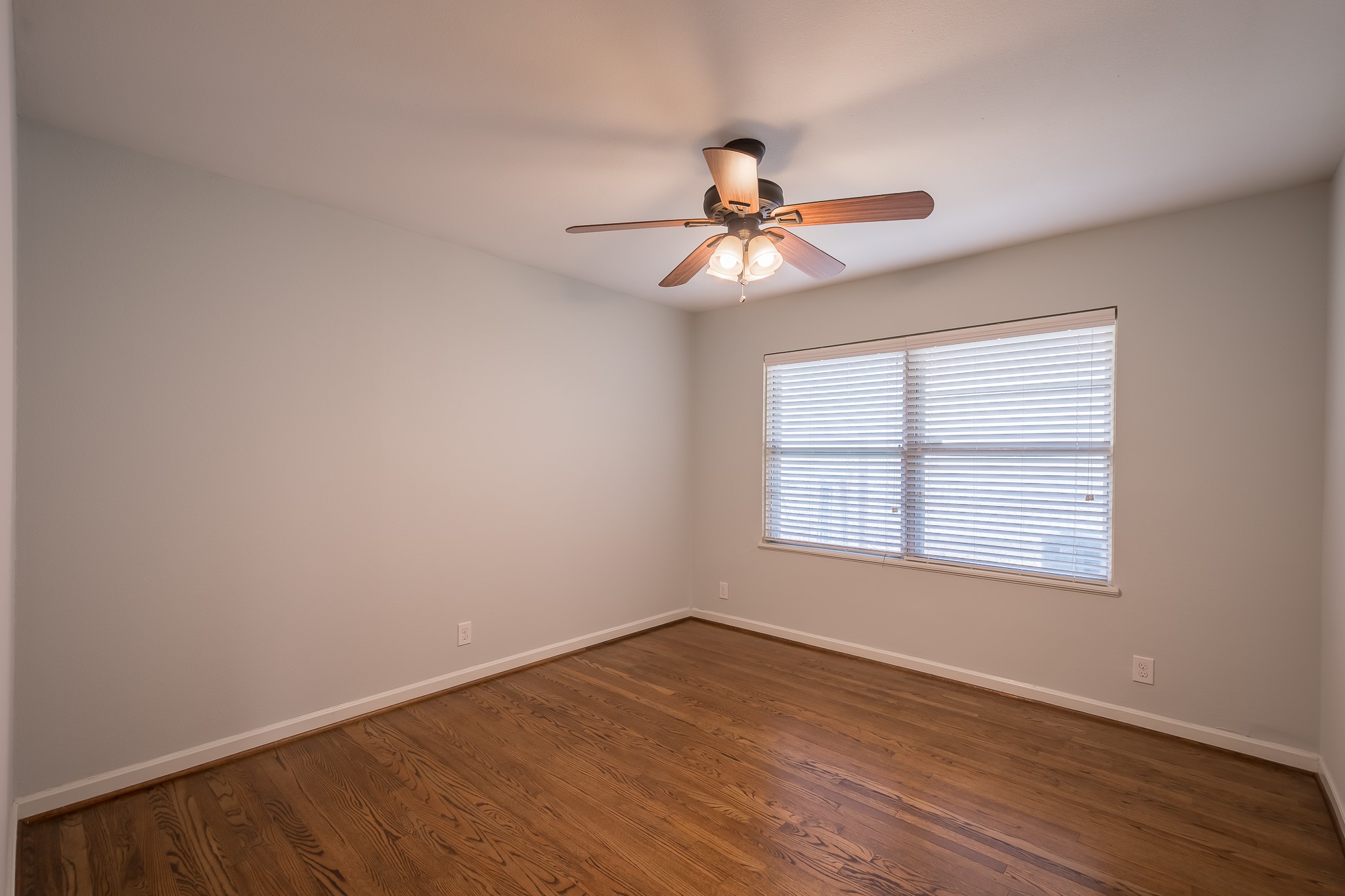 1337 Martin Street Houston, TX 77018 - Photo 12 of 17