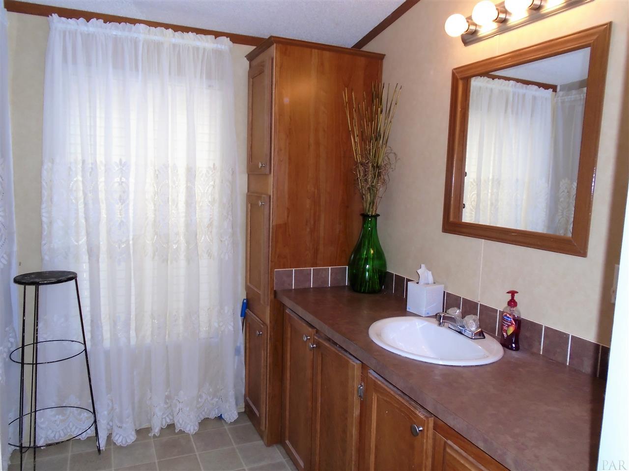 4409 B B Lowery Road Milton, FL 32583 - Photo 23 of 35