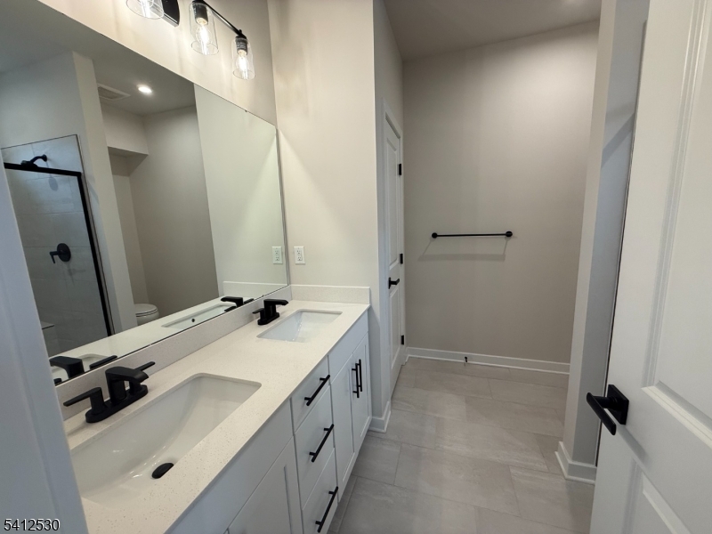 4 Lafayette Lane Towaco, NJ 07082 - Photo 8 of 19