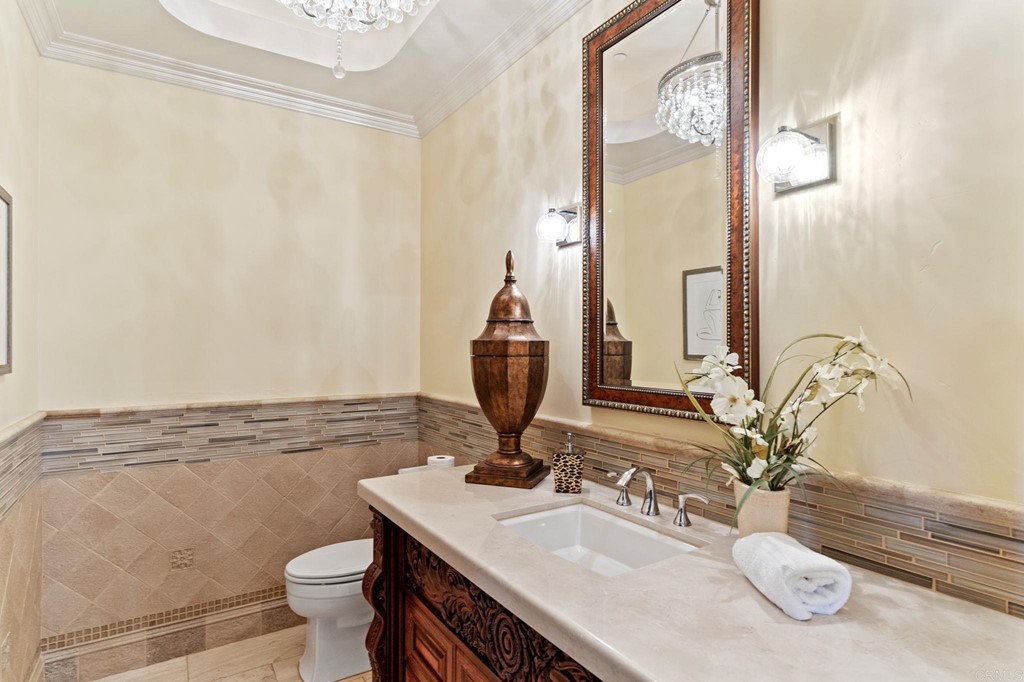 20895 Viento Valle Escondido, CA 92025 - Photo 52 of 75 on main floor