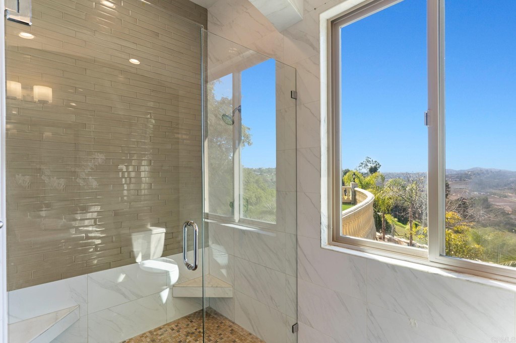 20895 Viento Valle Escondido, CA 92025 - Photo 60 of 75