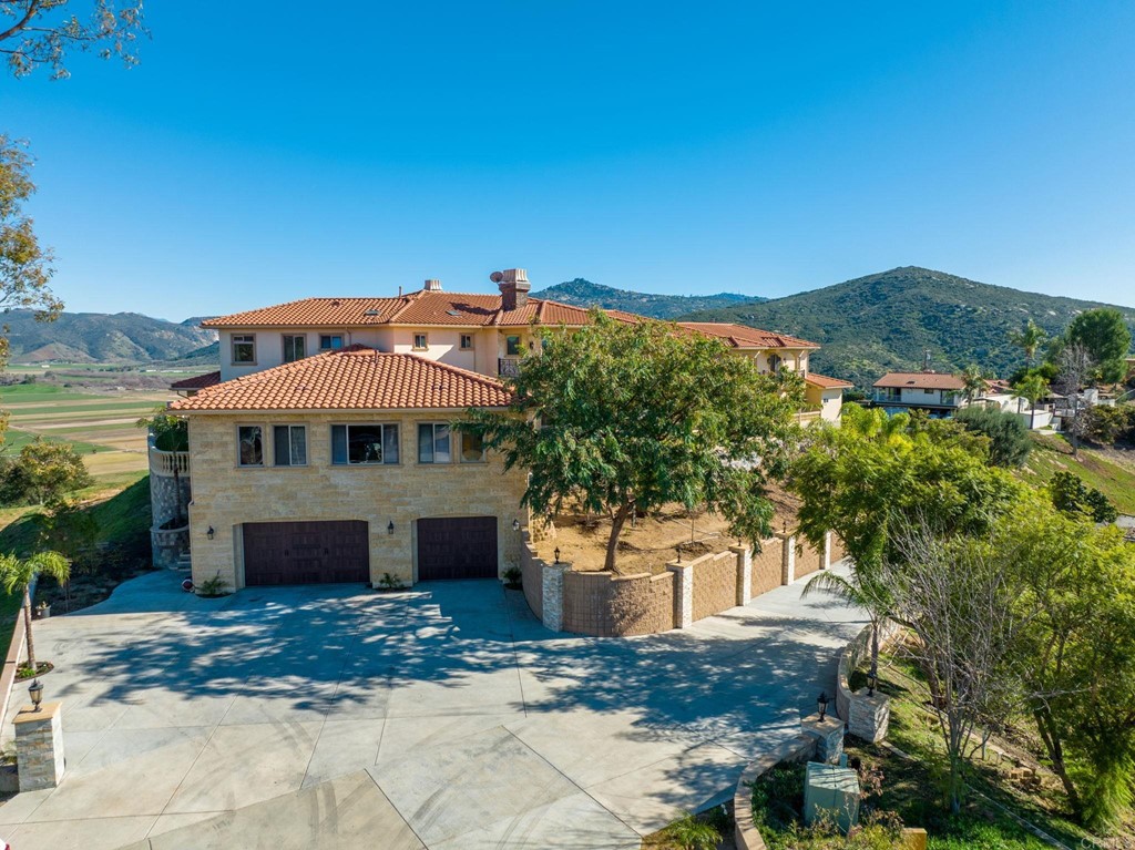 20895 Viento Valle Escondido, CA 92025 - Photo 74 of 75