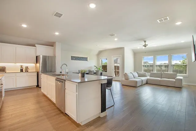 $2,395 | 4007 Buckeye Bend, Melissa, TX 75454