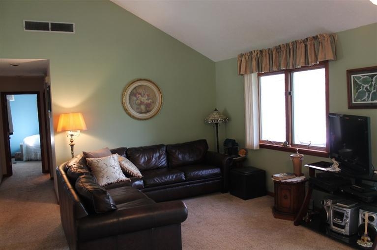 1484 Happy Valley Road Crown Point, IN 46307 - Photo 4 of 10 767x510