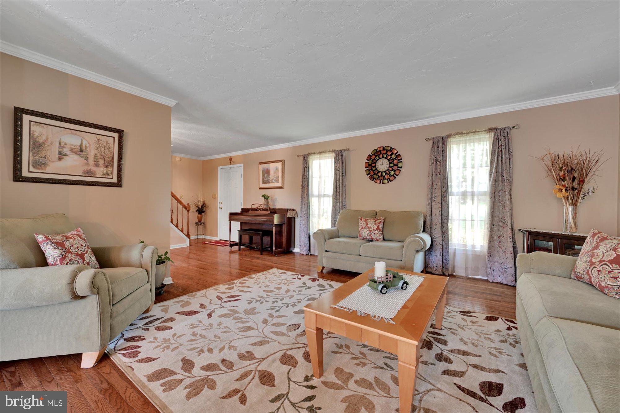 1471 Randow Road York, PA 17403 - Photo 6 of 36 Gallery Image 6