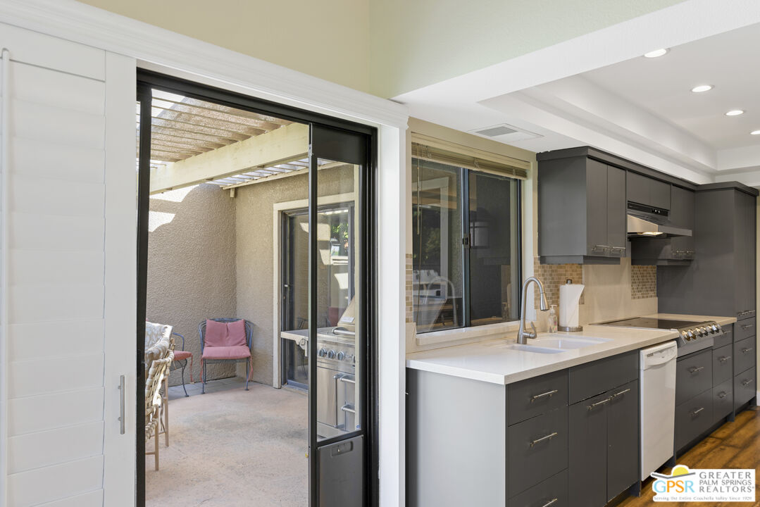 87 Tennis Club Drive Rancho Mirage, CA 92270 - Photo 10 of 31