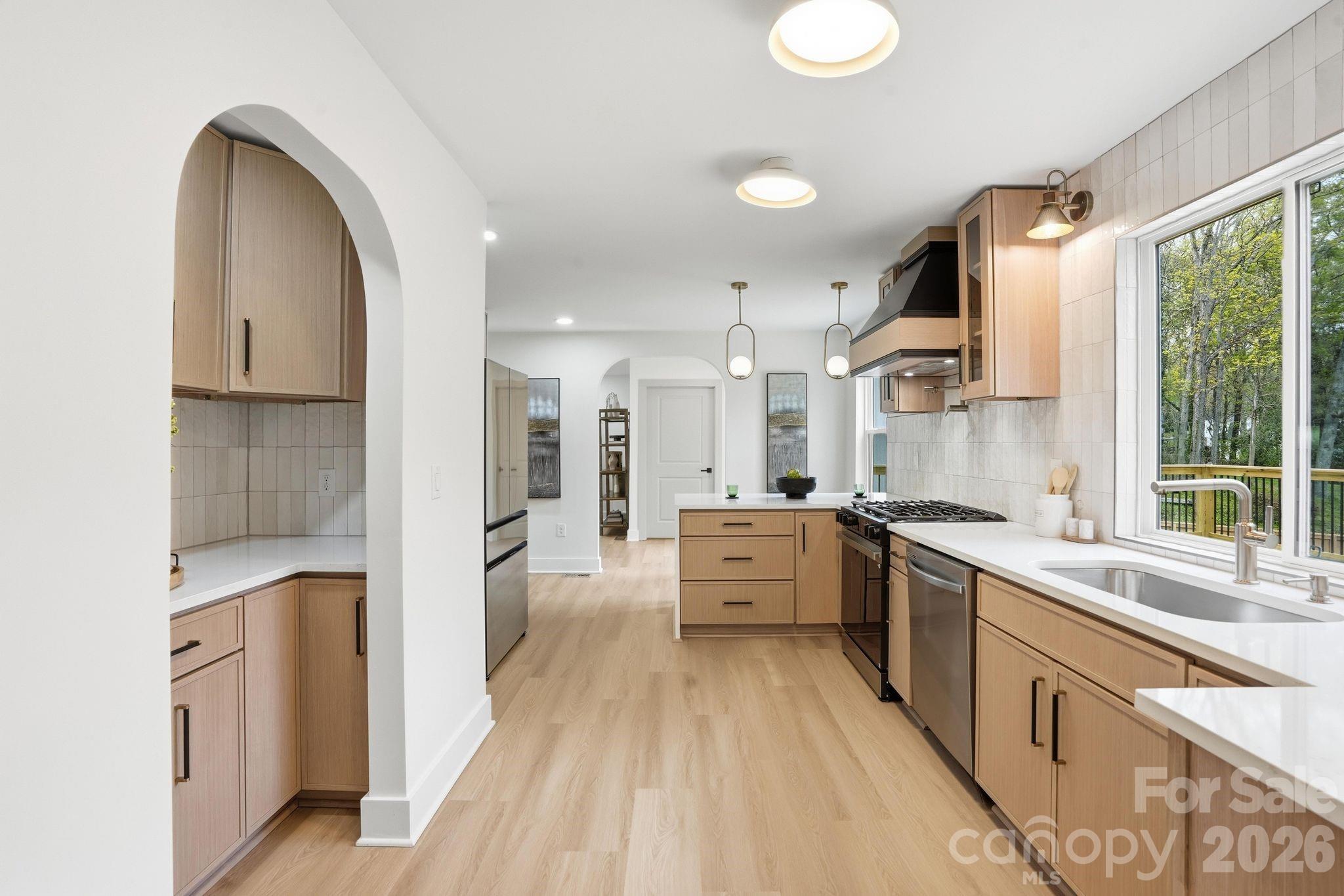 2011 East Barden Road Charlotte, NC 28226 - Photo 2 of 47