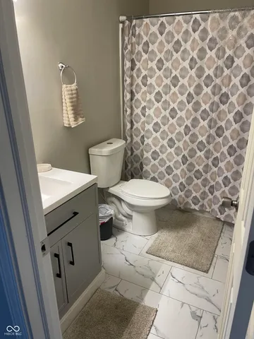 $305,000 | 880 North Avon Avenue, Avon, IN 46123