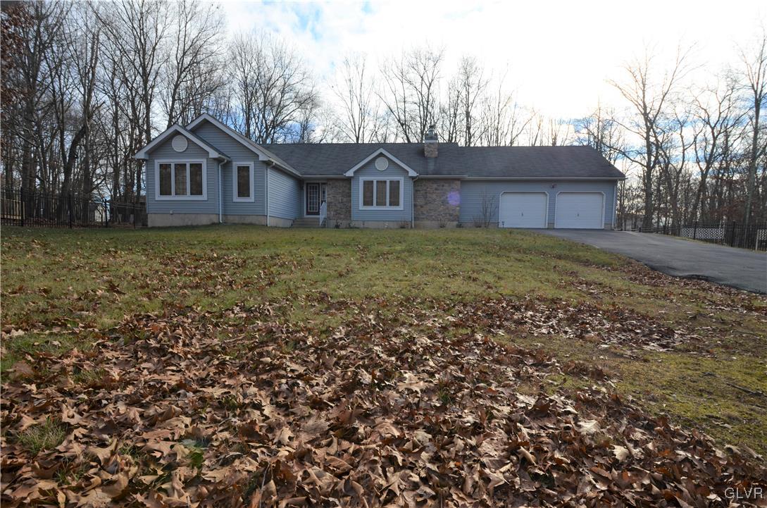 160 Davis Circle Bushkill, PA 18324 - Photo 1 of 22 Gallery Image 1