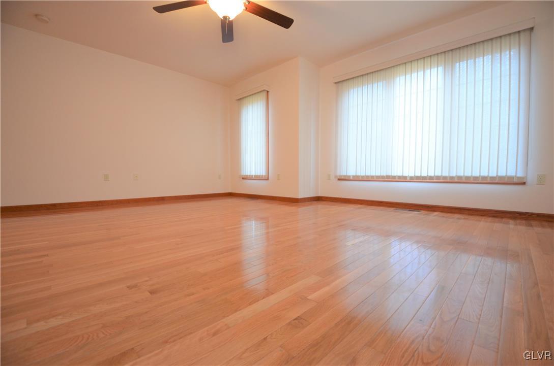 160 Davis Circle Bushkill, PA 18324 - Photo 14 of 22 Gallery Image 14