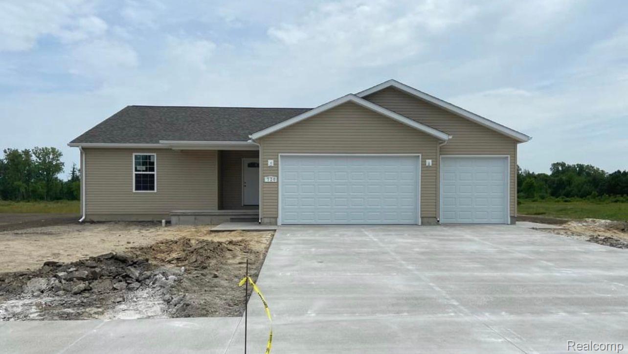 720 Range Road Marysville, MI 48040 - Photo 2 of 24 Gallery Image 2