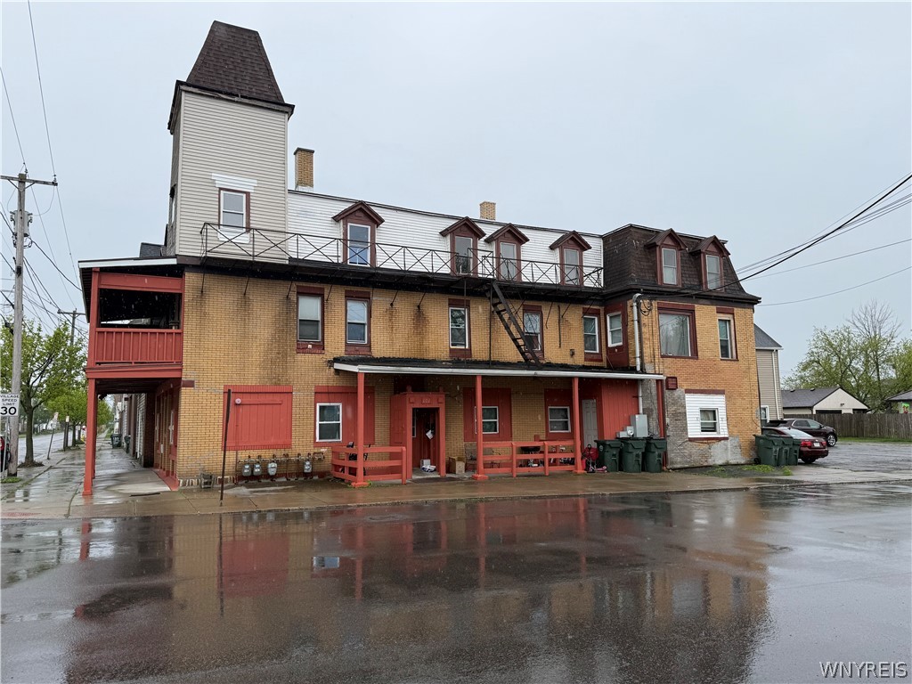 101 Main Street Lancaster, NY 14043 - Photo 3 of 48